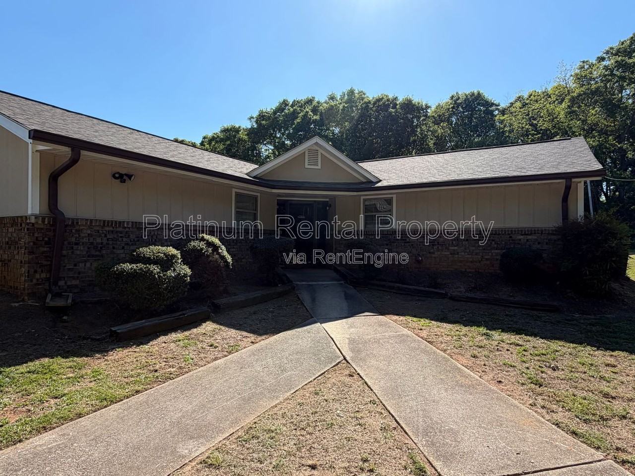 1502 Waverly Way - Photo 2 of 19