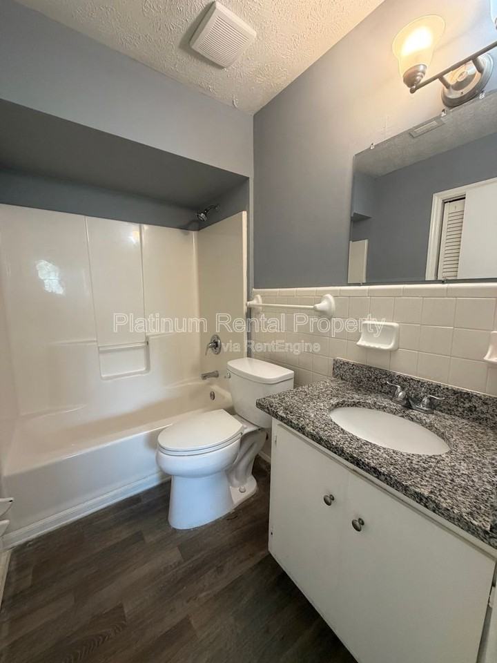 1512 Waverly Way - Photo 7 of 12