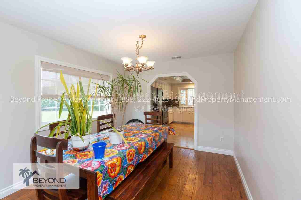 1595 Avenida De Los Lirios - Photo 6 of 31