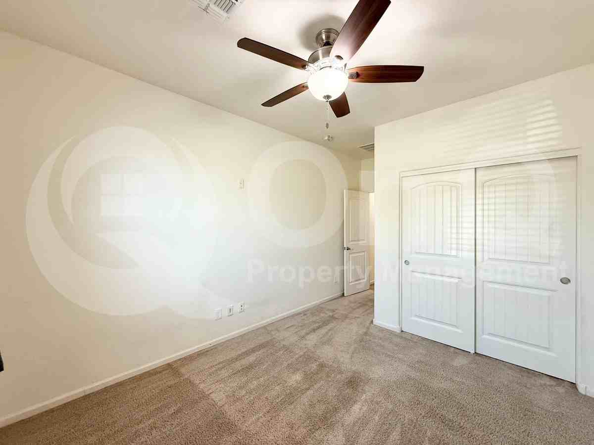 12157 W Remuda Dr - Photo 4 of 34