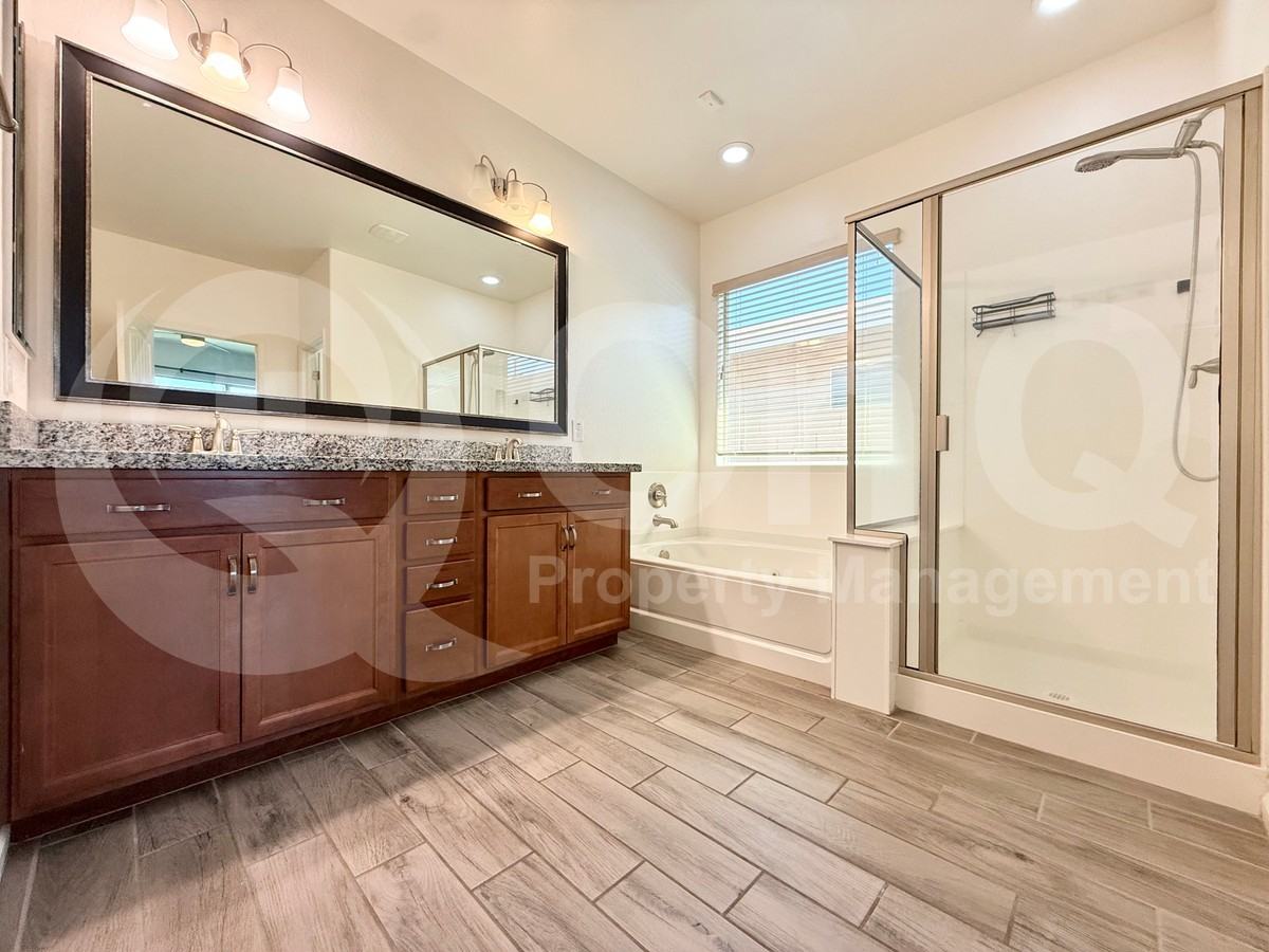 12157 W Remuda Dr - Photo 5 of 34