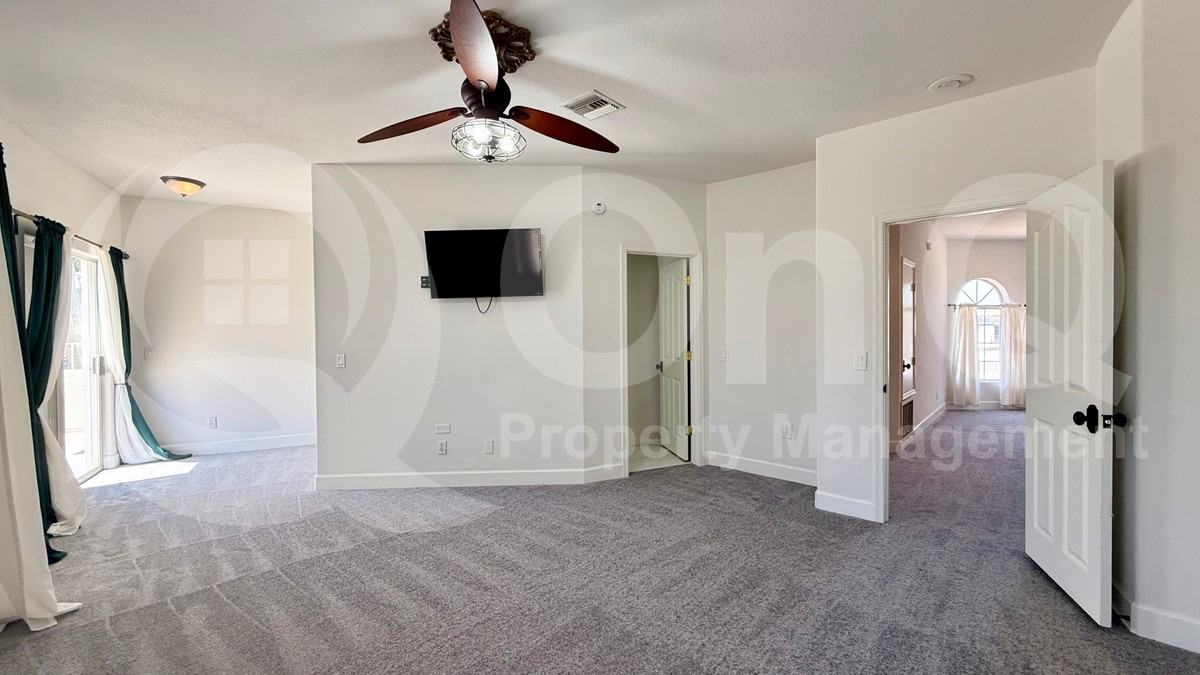 1401 W Sandpiper Dr - Photo 7 of 33