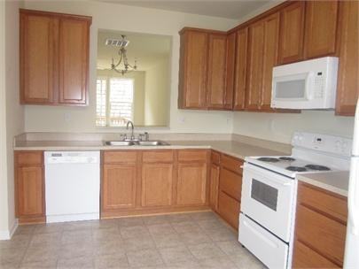 2461 N Berkshire Rd #2461 - Photo 5 of 20