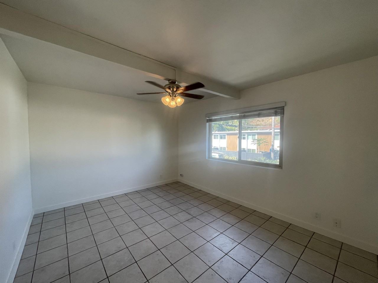3155 Kemper Street - Photo 7 of 44