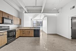 featured image of 411 3rd St Se