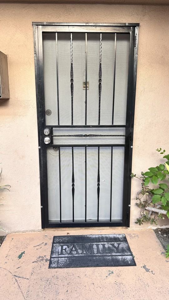 Casa Vanowen - Photo 5 of 13