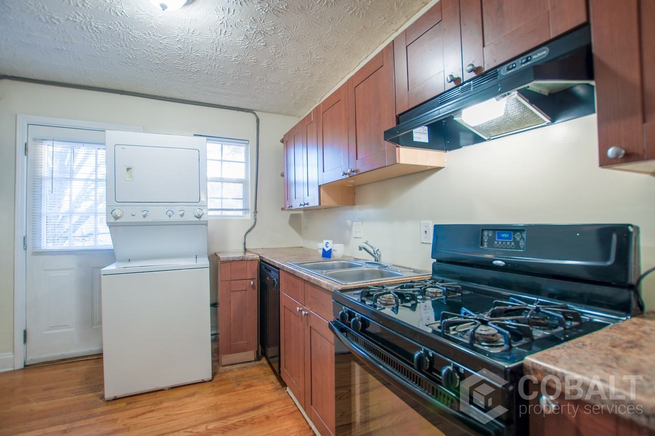 25 Bradley St - Photo 5 of 9