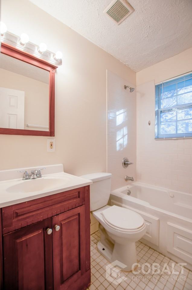 25 Bradley St - Photo 6 of 9