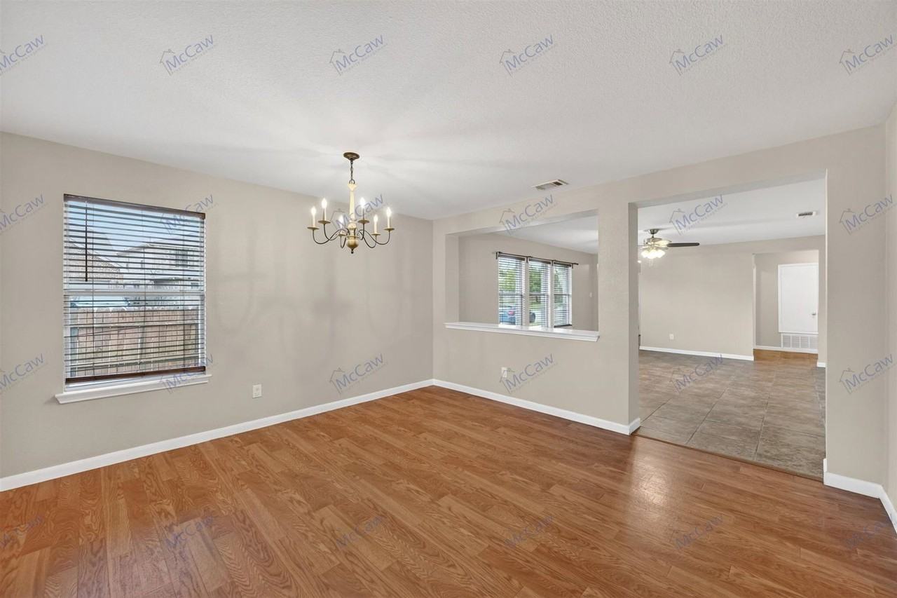 9133 Sun Haven Way - Photo 5 of 22