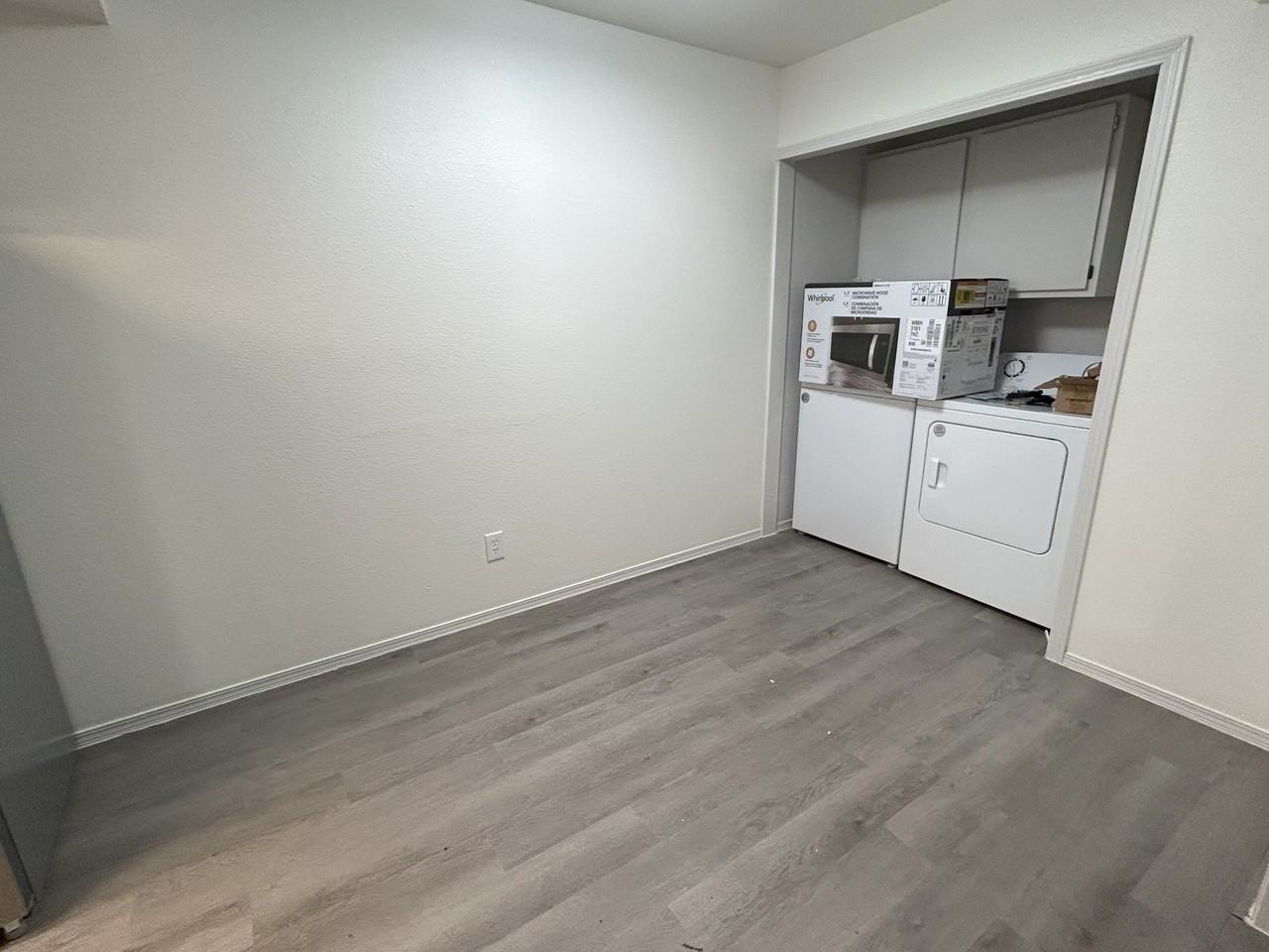 Berry Street - Photo 3 of 16