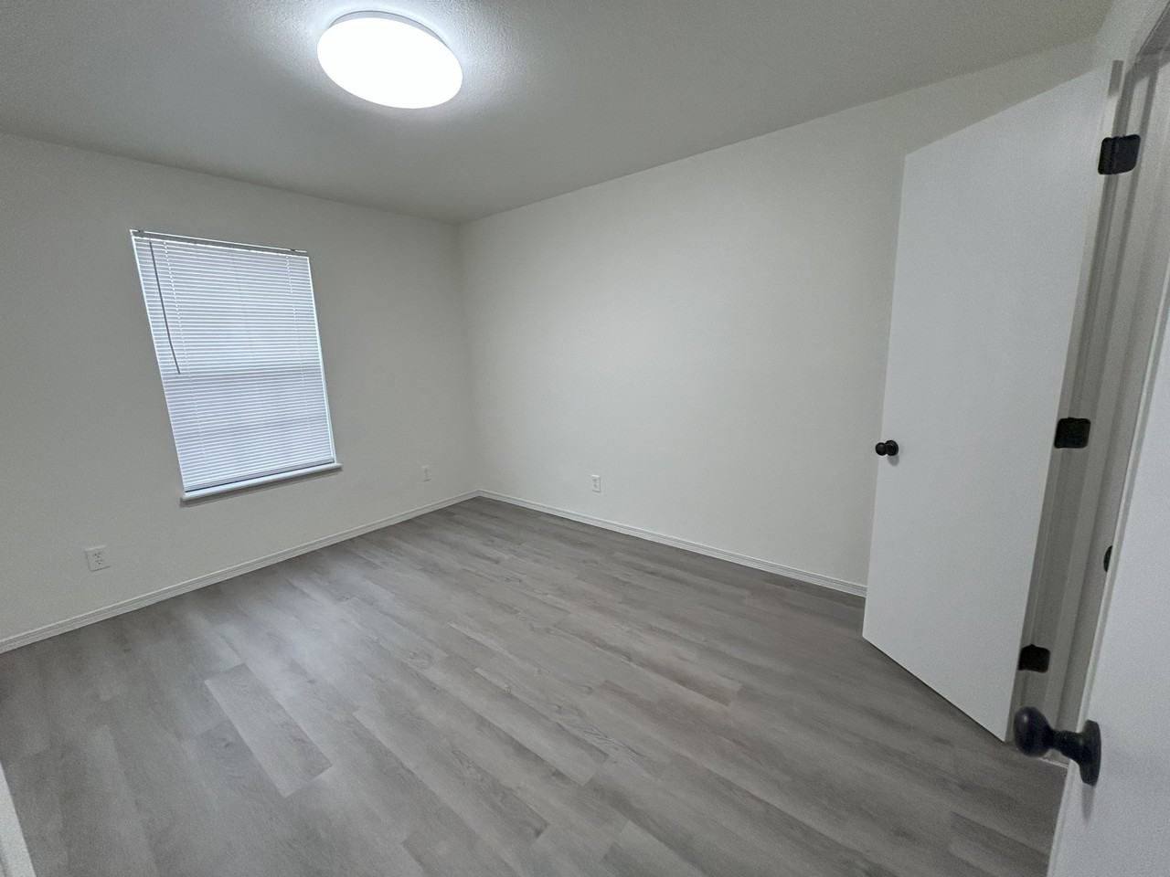 Berry Street - Photo 6 of 16