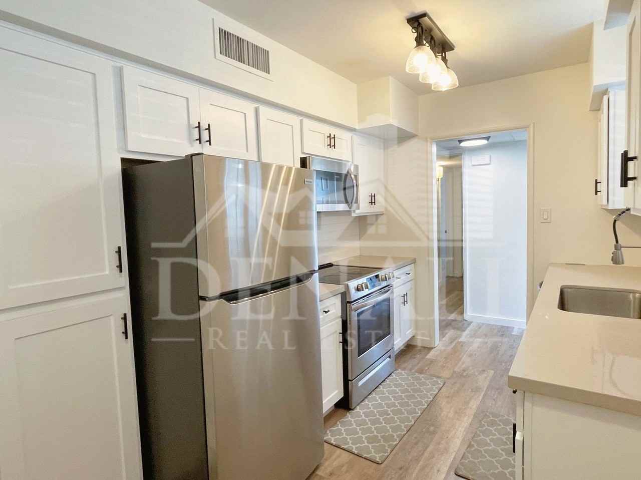 3242 E Camelback Rd #204 - Photo 3 of 18