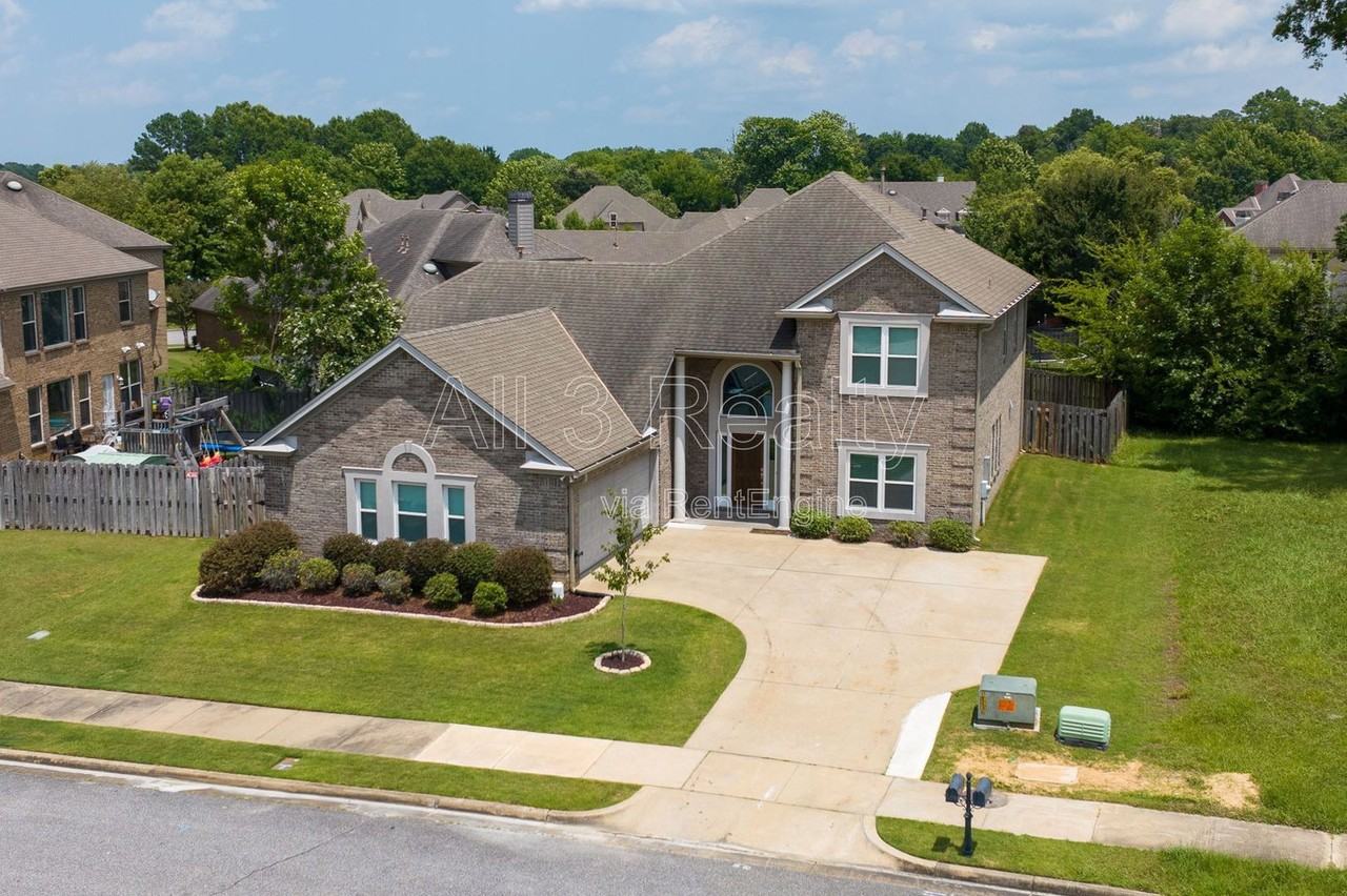 1924 Wyngate Loop - Photo 4 of 50