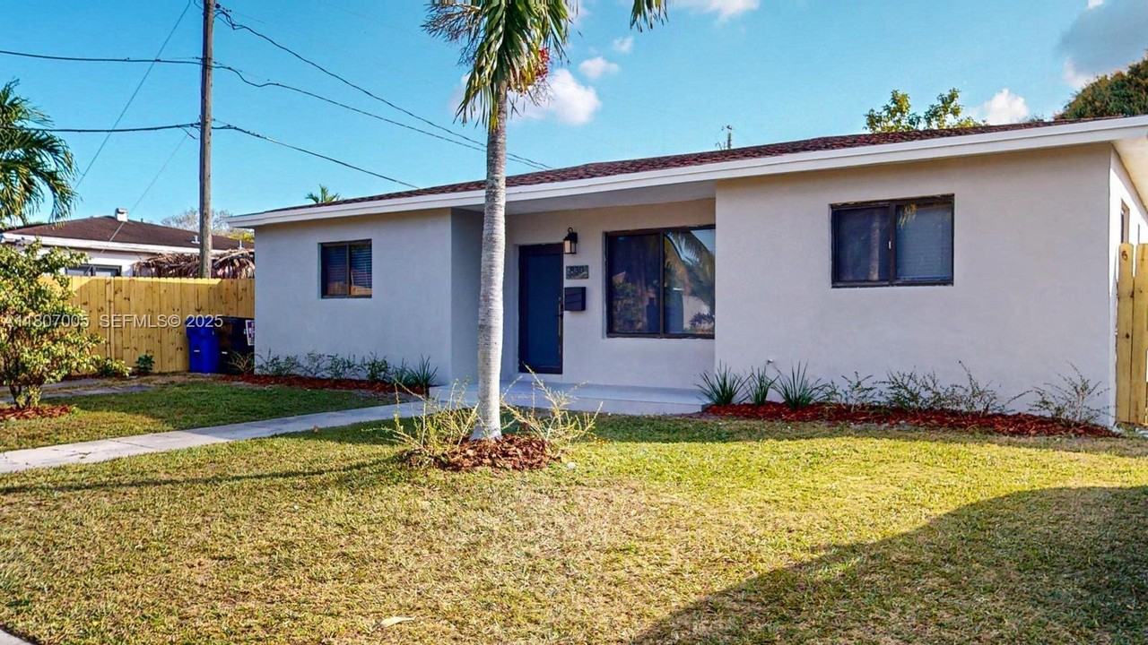 830 Northeast 171 Street - Photo 7 of 7