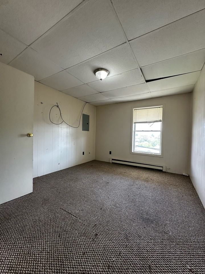 613 Louise Avenue - Photo 6 of 10