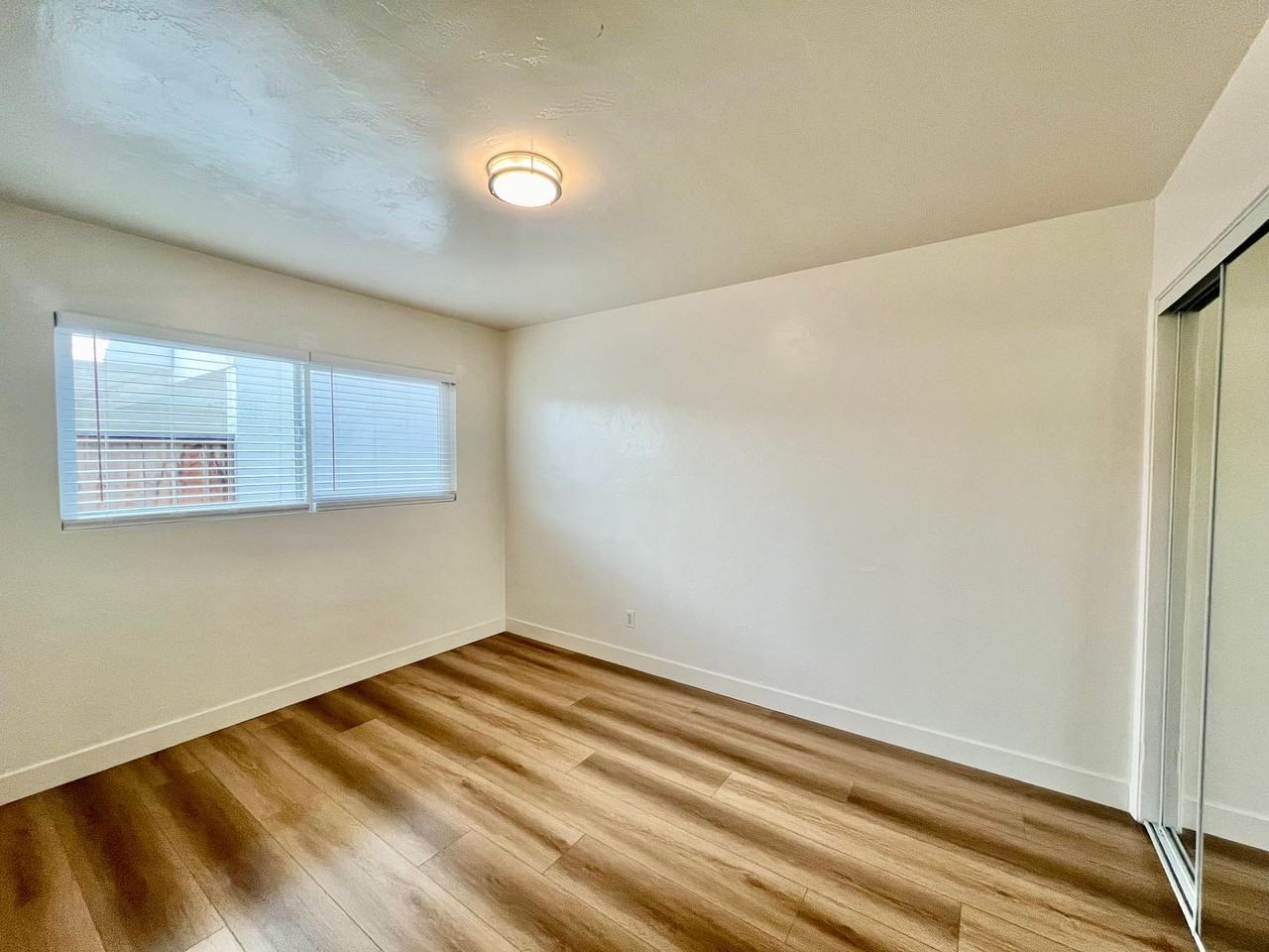 5838 Lauretta St - Photo 7 of 11