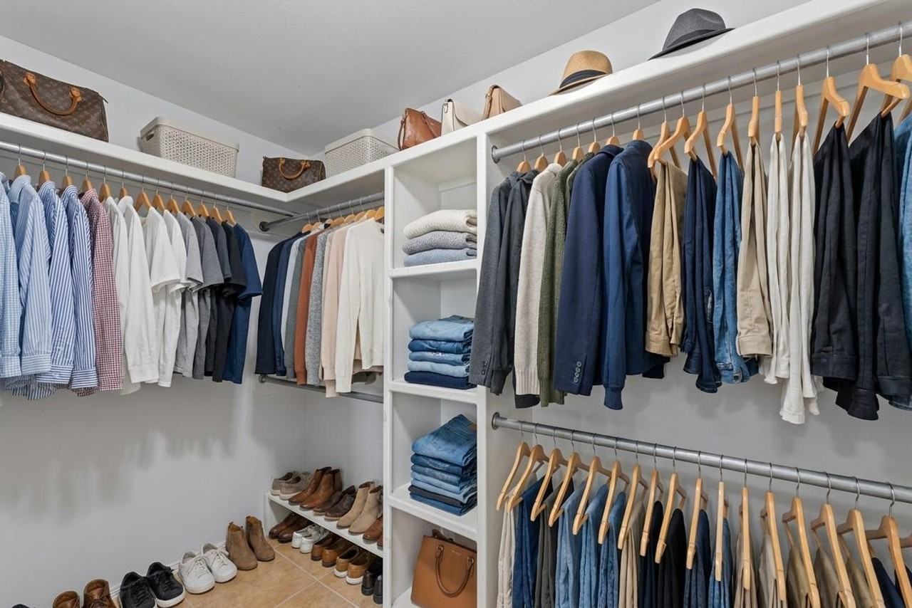 467 Drennan St - Photo 5 of 19