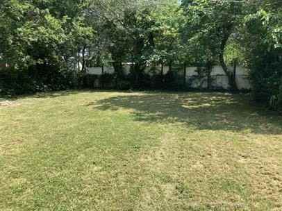 803 N Wright St #B - Photo 7 of 7