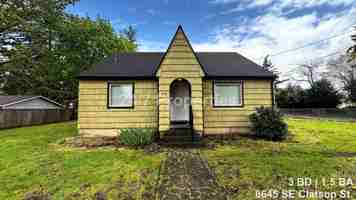 featured image of 8645 Se Clatsop St