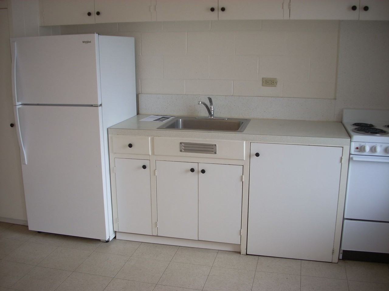 1995 Pauoa Rd. - Photo 3 of 23