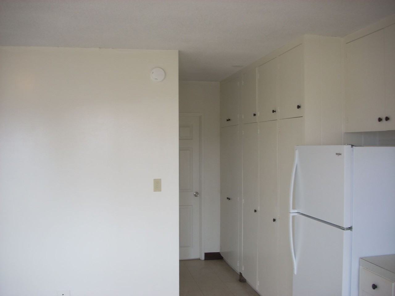 1995 Pauoa Rd. - Photo 4 of 23