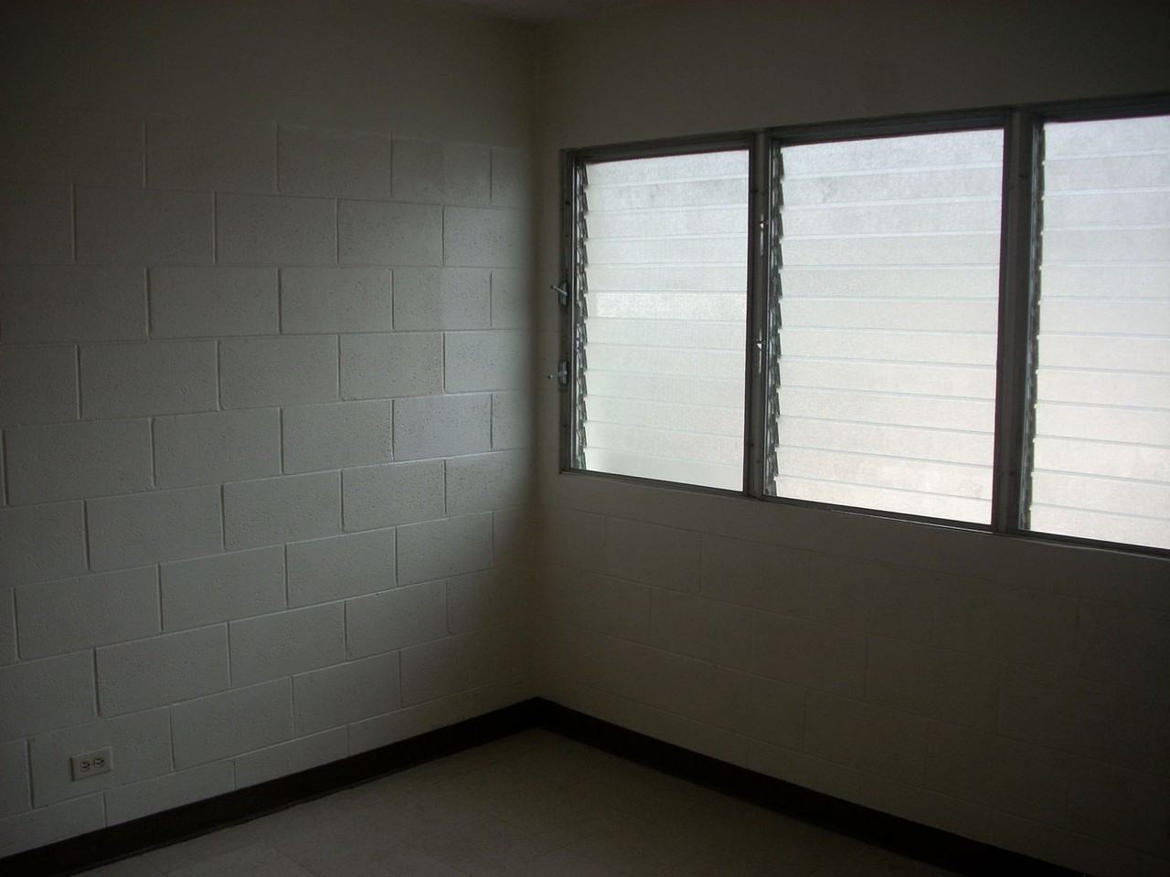 1995 Pauoa Rd. - Photo 6 of 23