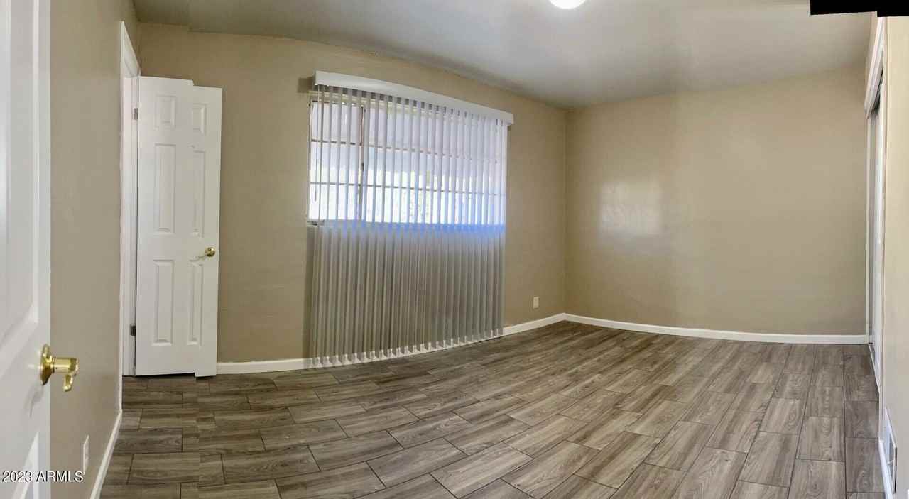 8638 N 8th St - Photo 5 of 12