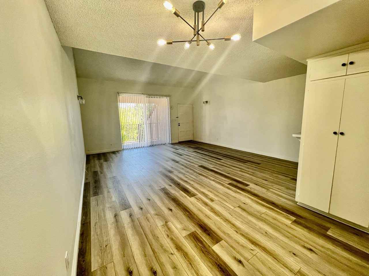 23401 Park Sorrento - Photo 4 of 18