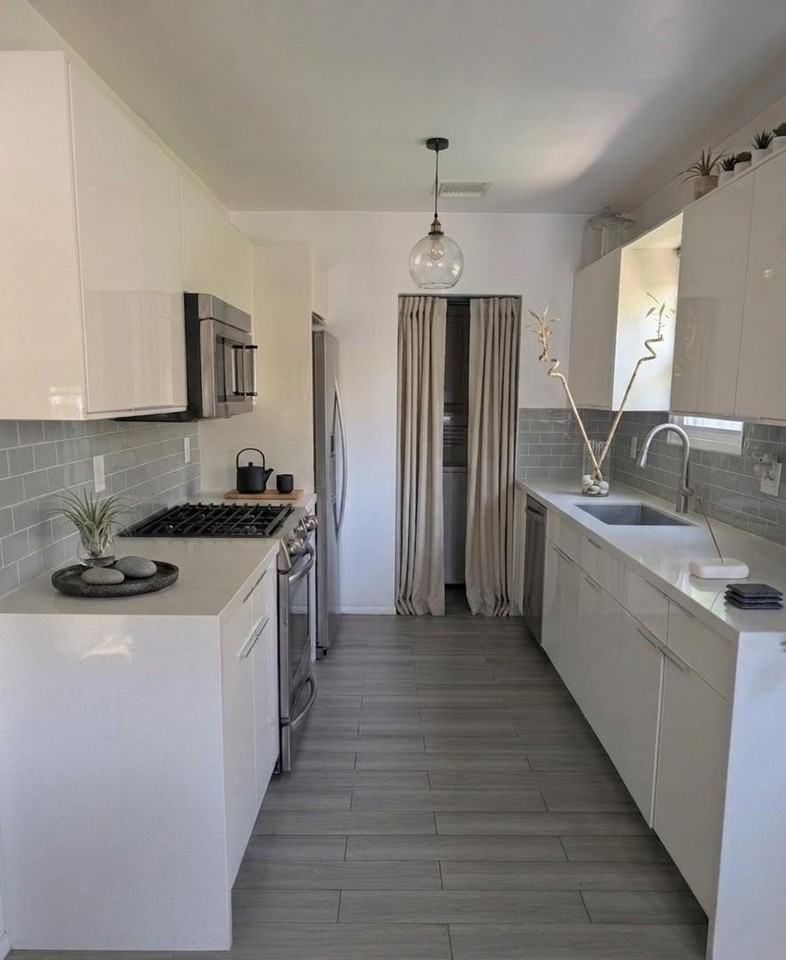 1517 E Roosevelt St - Photo 3 of 18