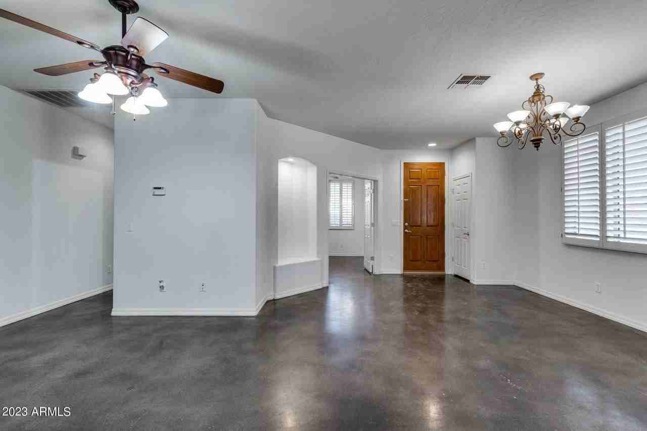 14588 W Indianola Ave - Photo 3 of 30