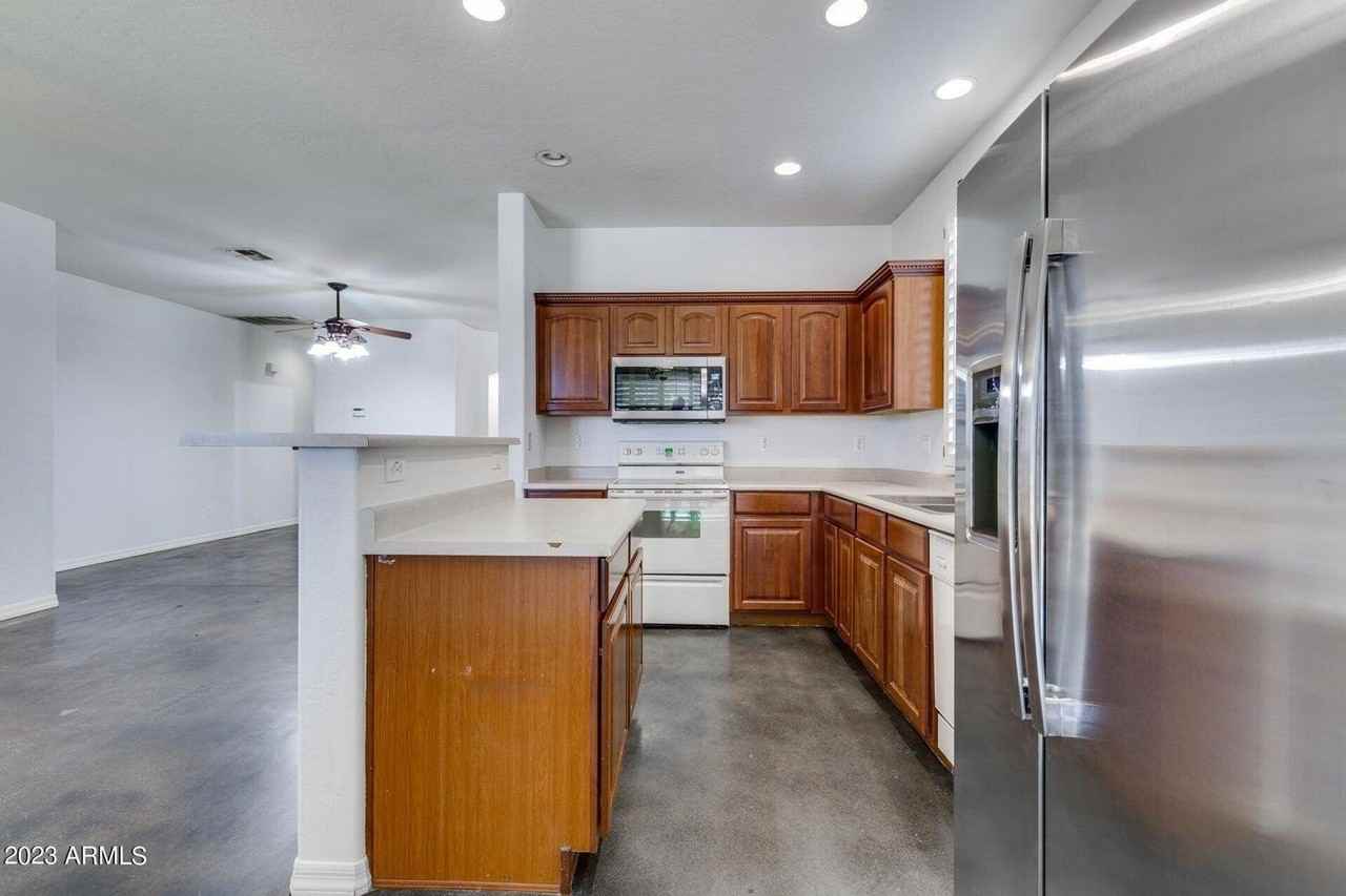 14588 W Indianola Ave - Photo 6 of 30