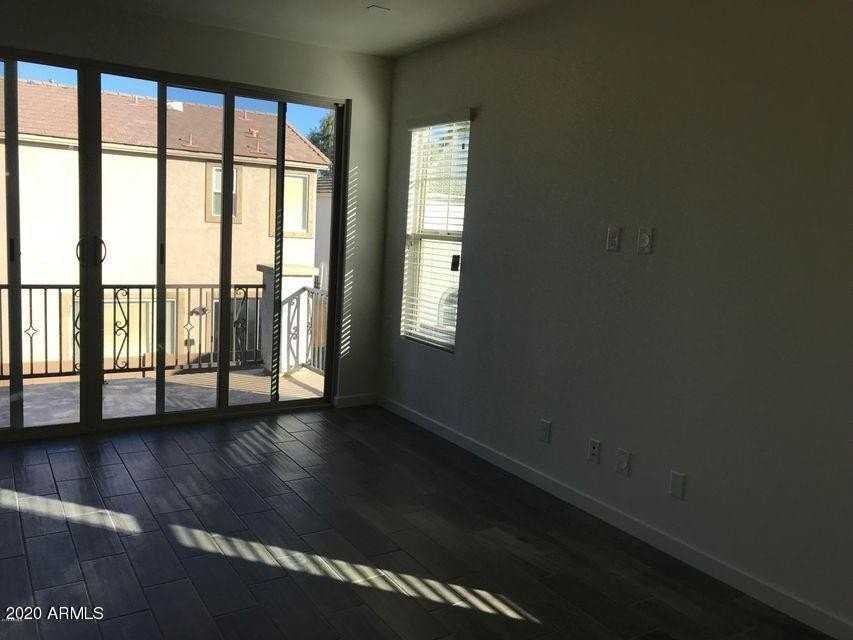 4038 E Erie St #101 - Photo 4 of 7