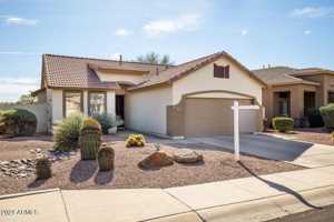 featured image of 3725 E Meadowview Dr