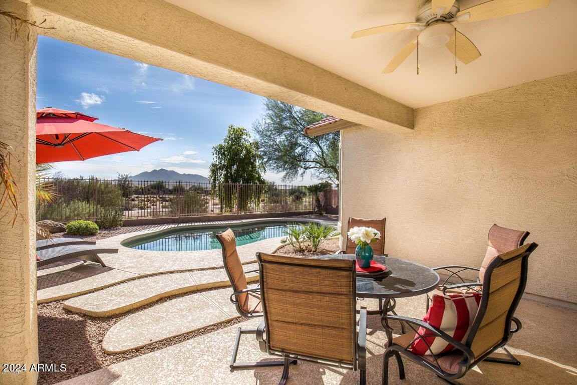 3725 E Meadowview Dr - Photo 3 of 29