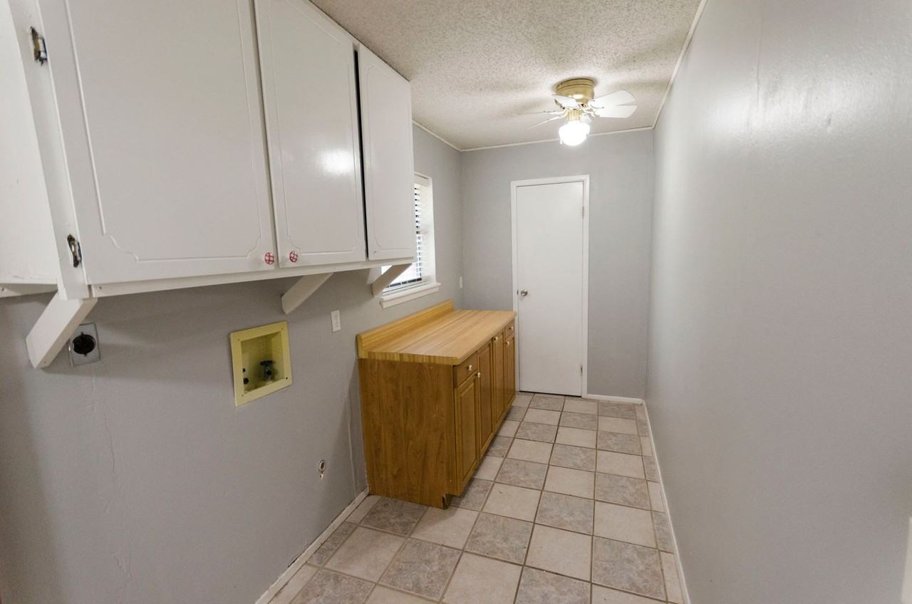 122 Loch Lomond Rd - Photo 4 of 24