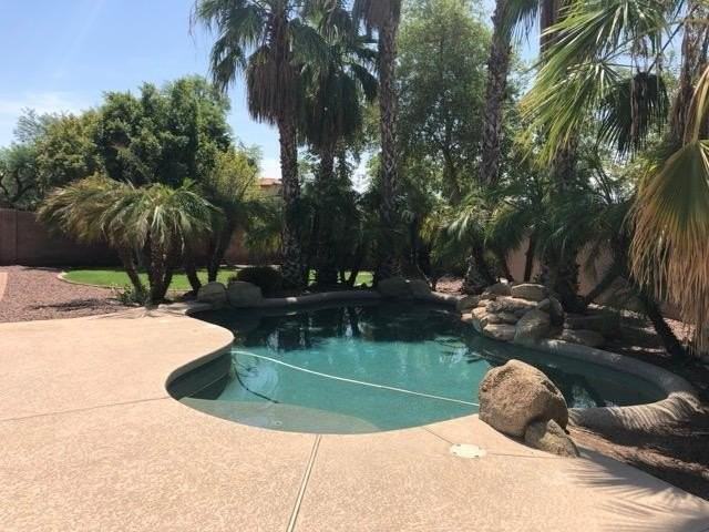 2352 S 162nd Ln - Photo 2 of 24