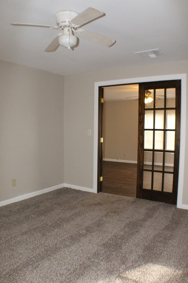 820 S Ash Ave - Photo 7 of 23