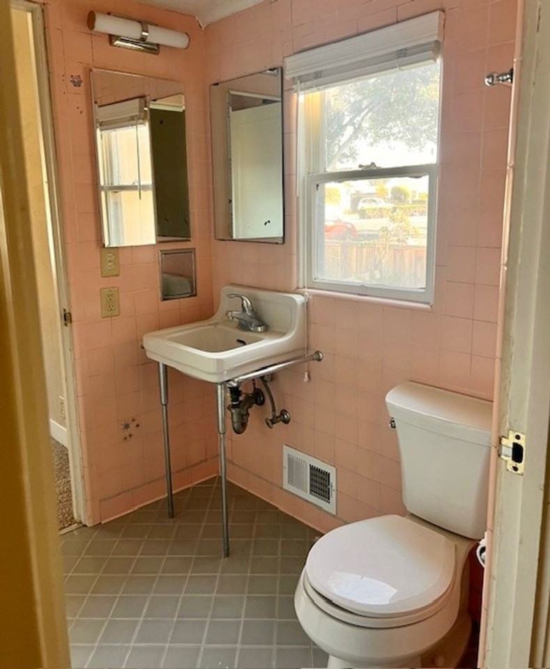 1792 Main St - Photo 7 of 16