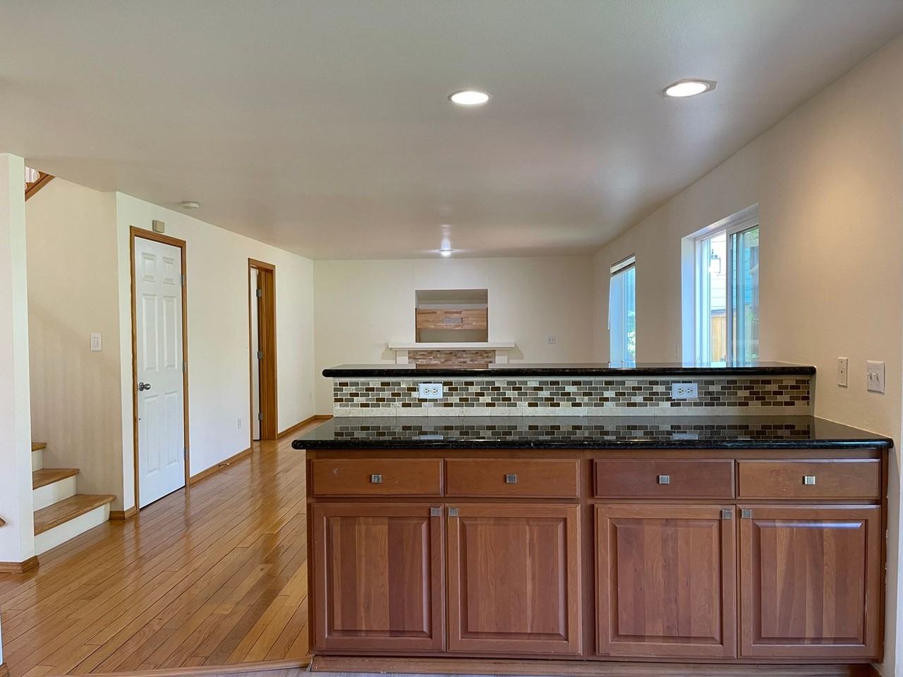 23533 97th Ave S - Photo 3 of 17