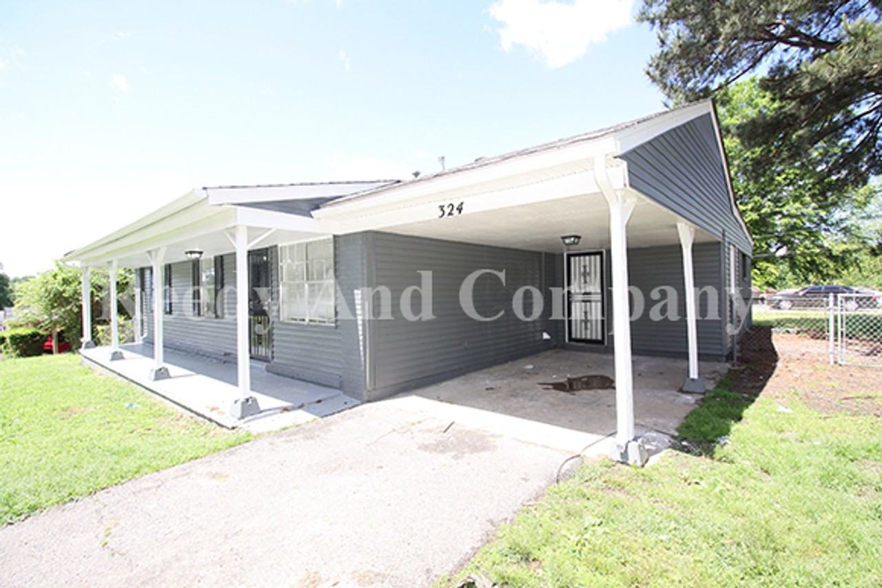 324 Mcfarland Dr - Photo 3 of 24