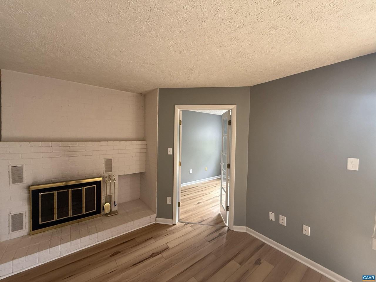 132 Turtle Creek Rd #7 - Photo 2 of 14