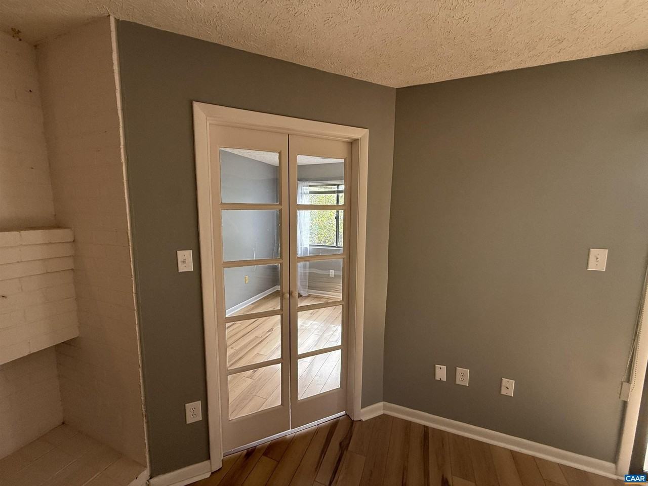 132 Turtle Creek Rd #7 - Photo 5 of 14