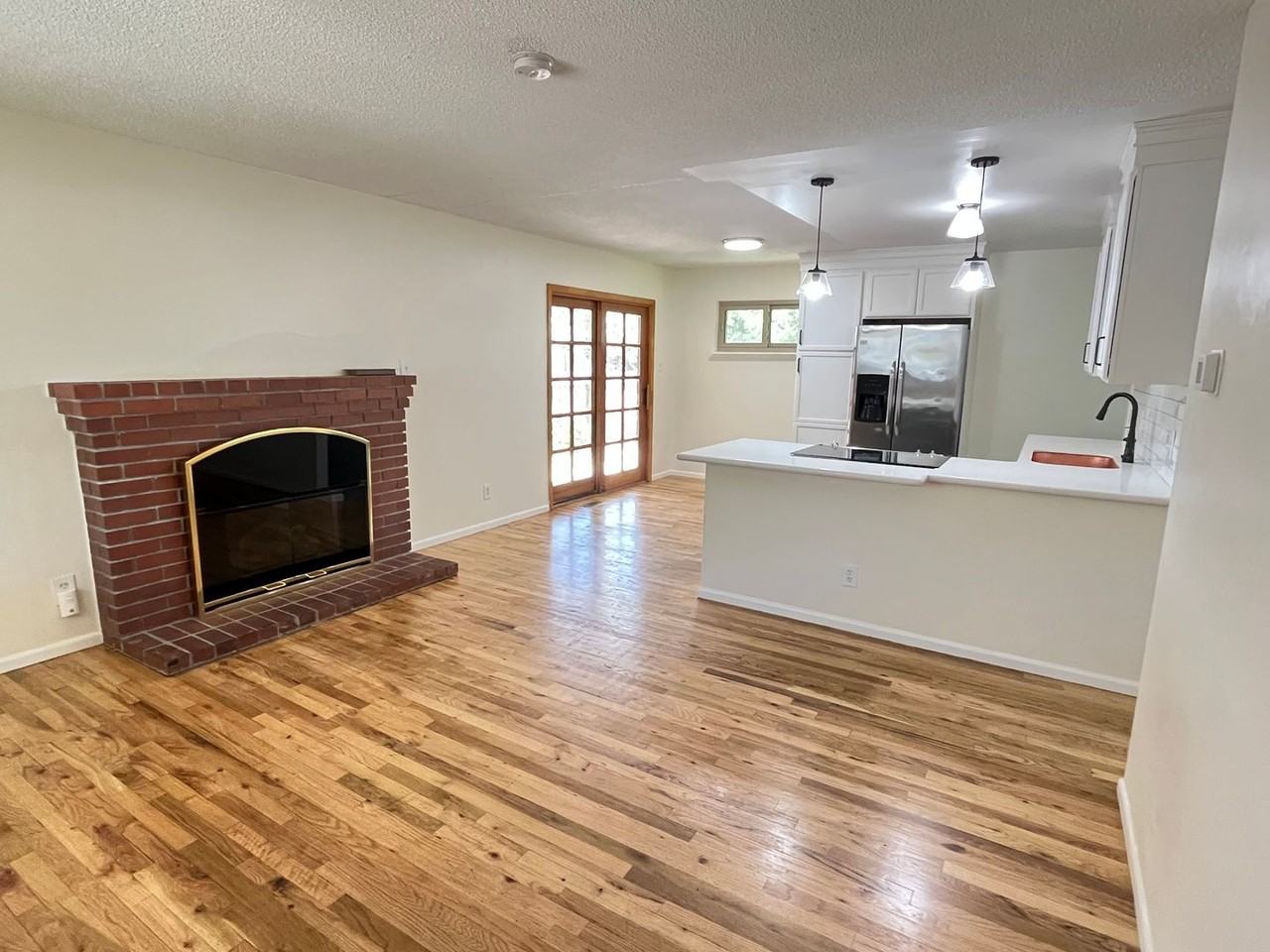 1280 Rayburn Dr - Photo 5 of 14