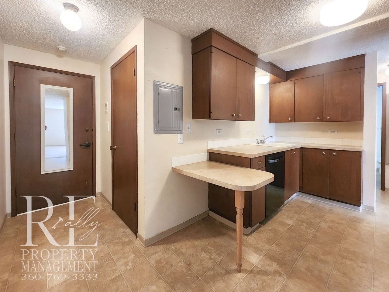 500 Lebo Blvd #105 - Photo 7 of 28