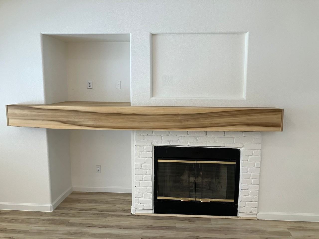 5200 Dunham Ct - Photo 4 of 23