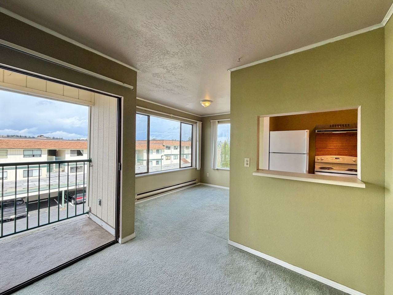 1588 Naval Ave #10 - Photo 3 of 18