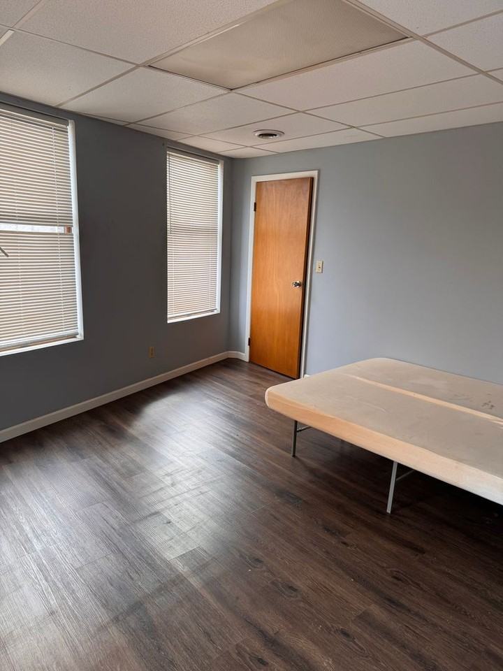 25 N Water Ave - Photo 7 of 9