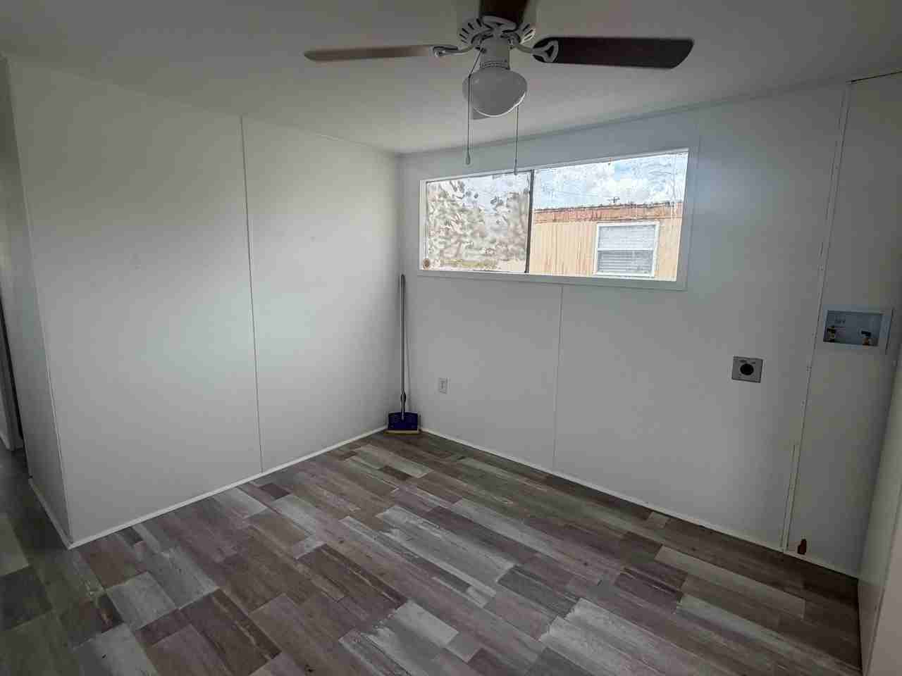 1110 Walton St - Photo 3 of 5