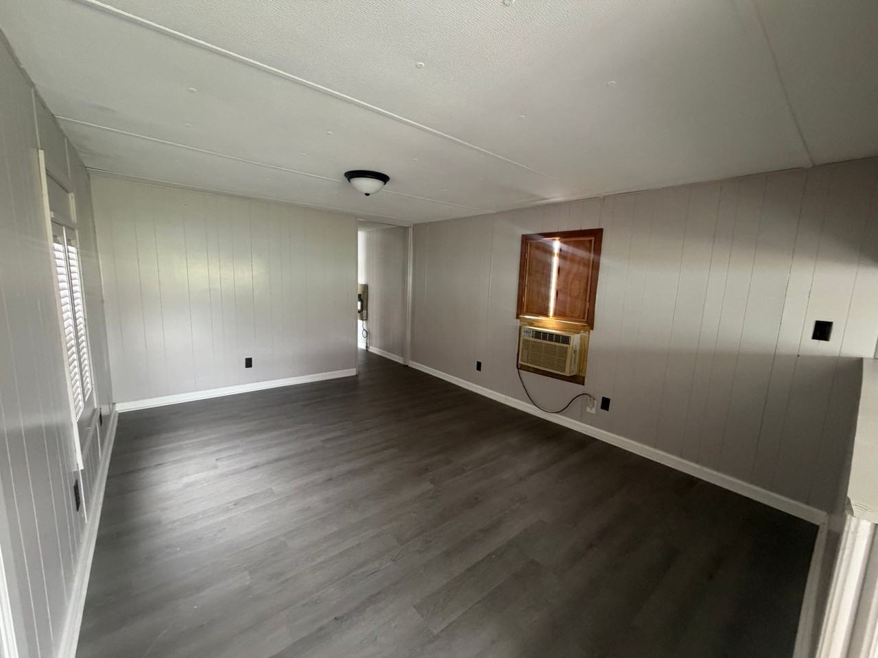 1110 Walton St - Photo 2 of 7