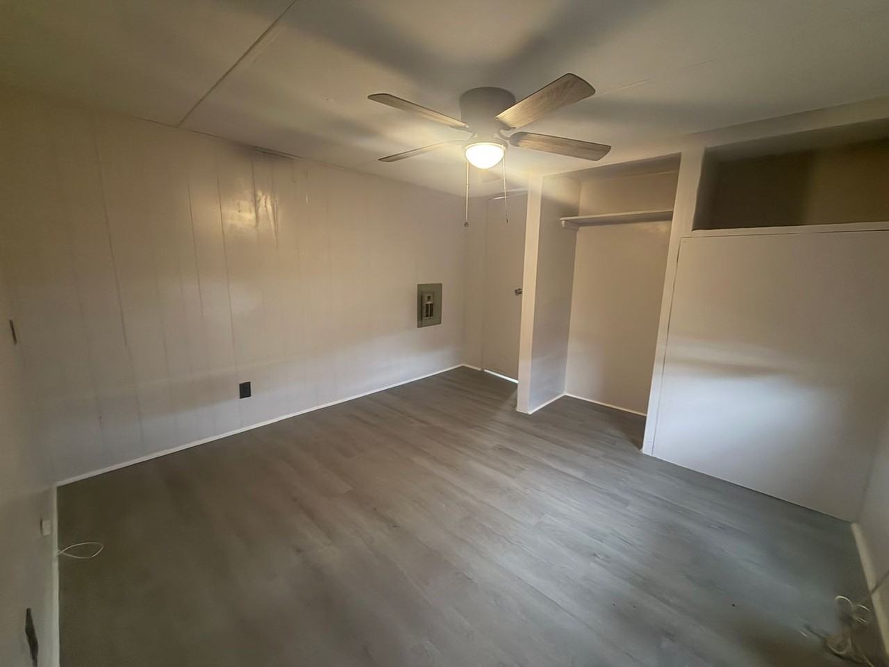 1110 Walton St - Photo 4 of 7